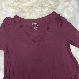 American Eagle Maroon Cross Front Tee Shirt Size Medium